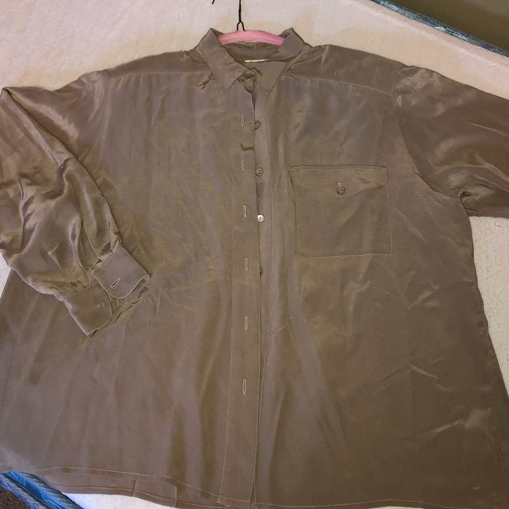 Women’s silk blouse - Picture 2 of 5